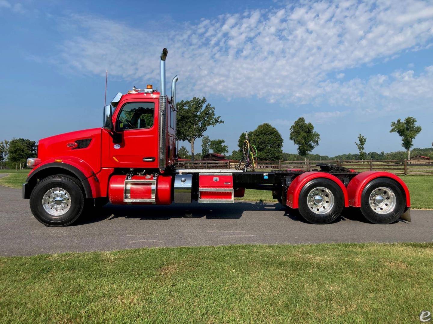 2022 Peterbilt 567