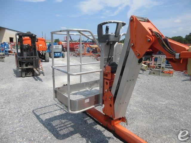 2018 JLG T500J