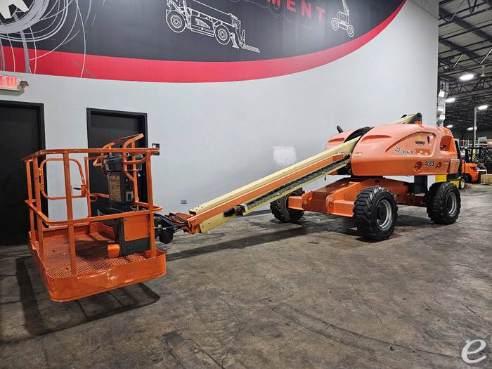 2013 JLG 400S