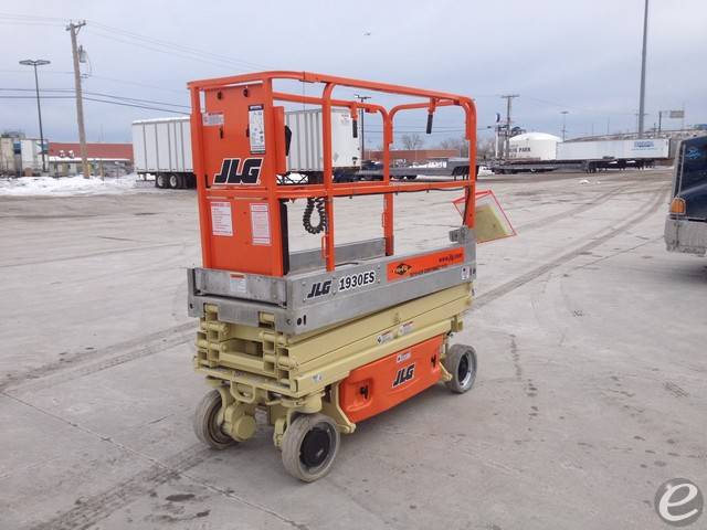 2007 JLG 1930ES