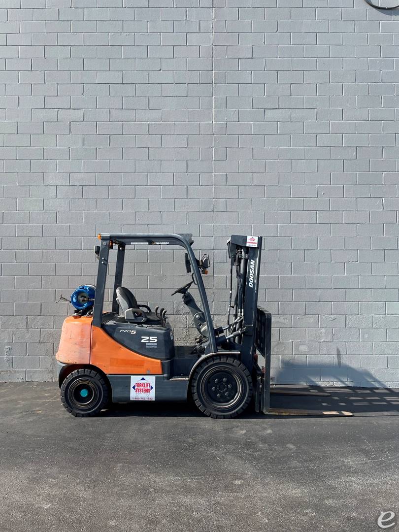 2014 Doosan G25G