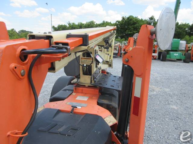 2018 JLG T350