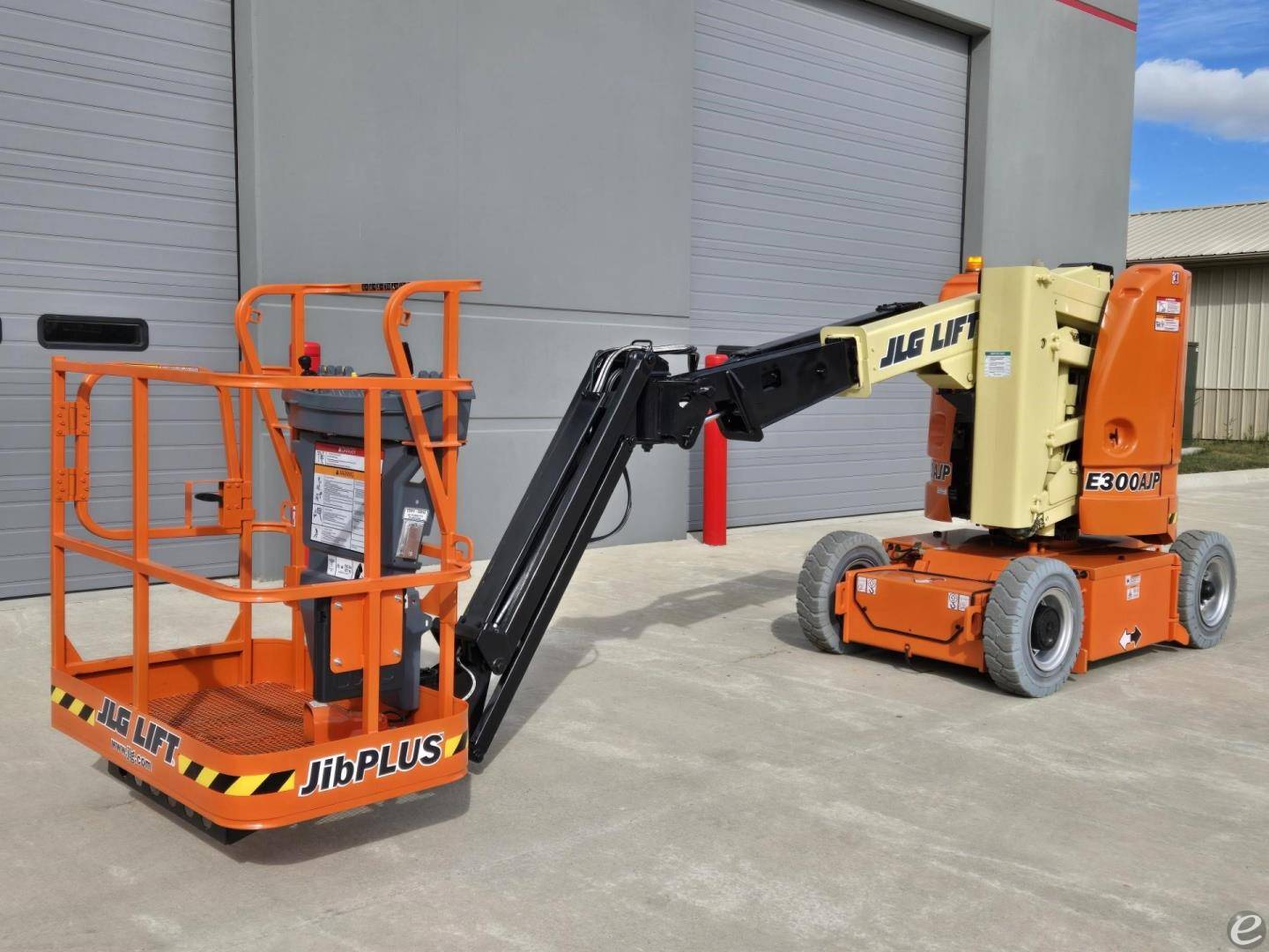 2014 JLG E300AJP