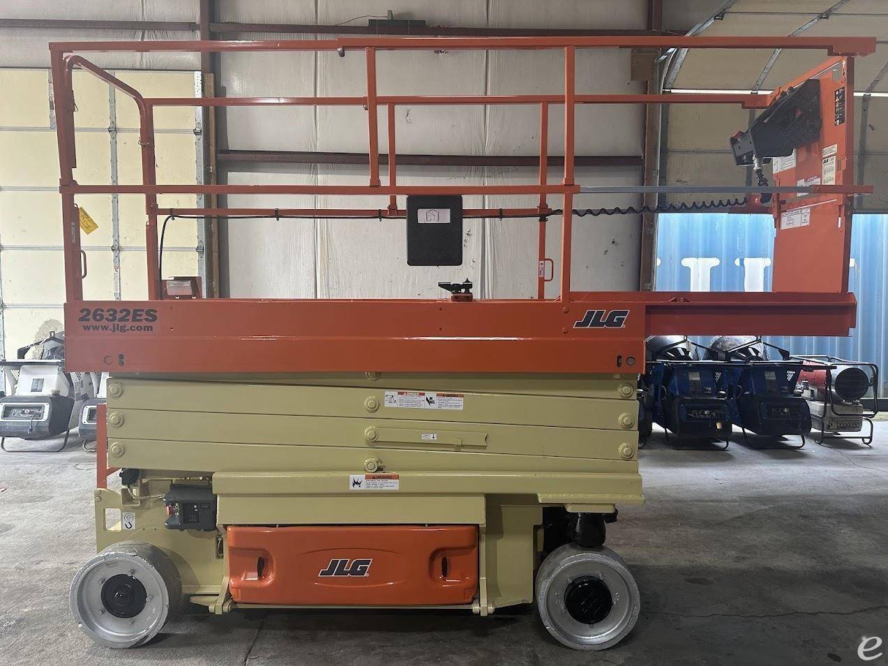 2015 JLG 2632ES