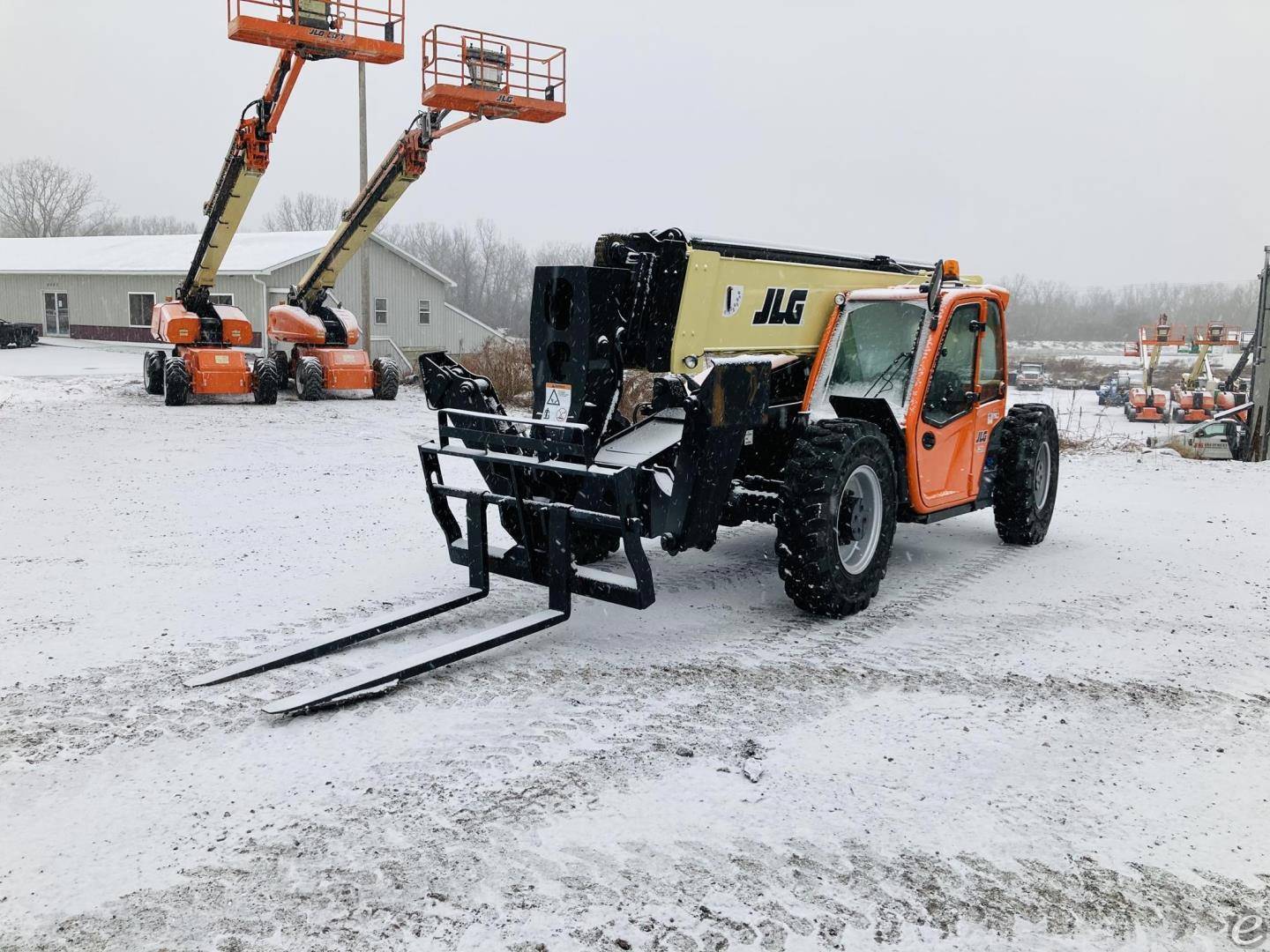 2015 JLG 1255