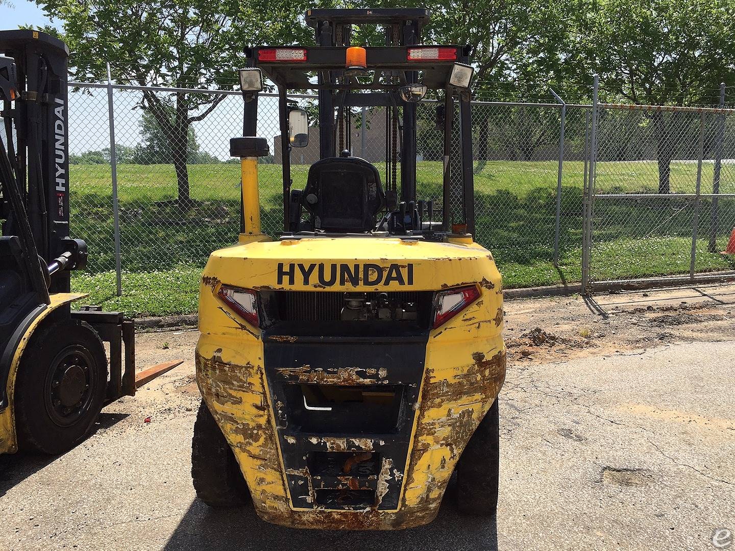 2015 Hyundai 45D-9A