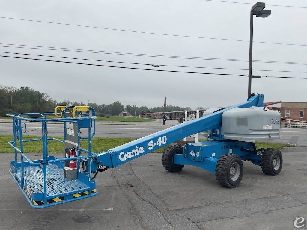 2012 Genie S40