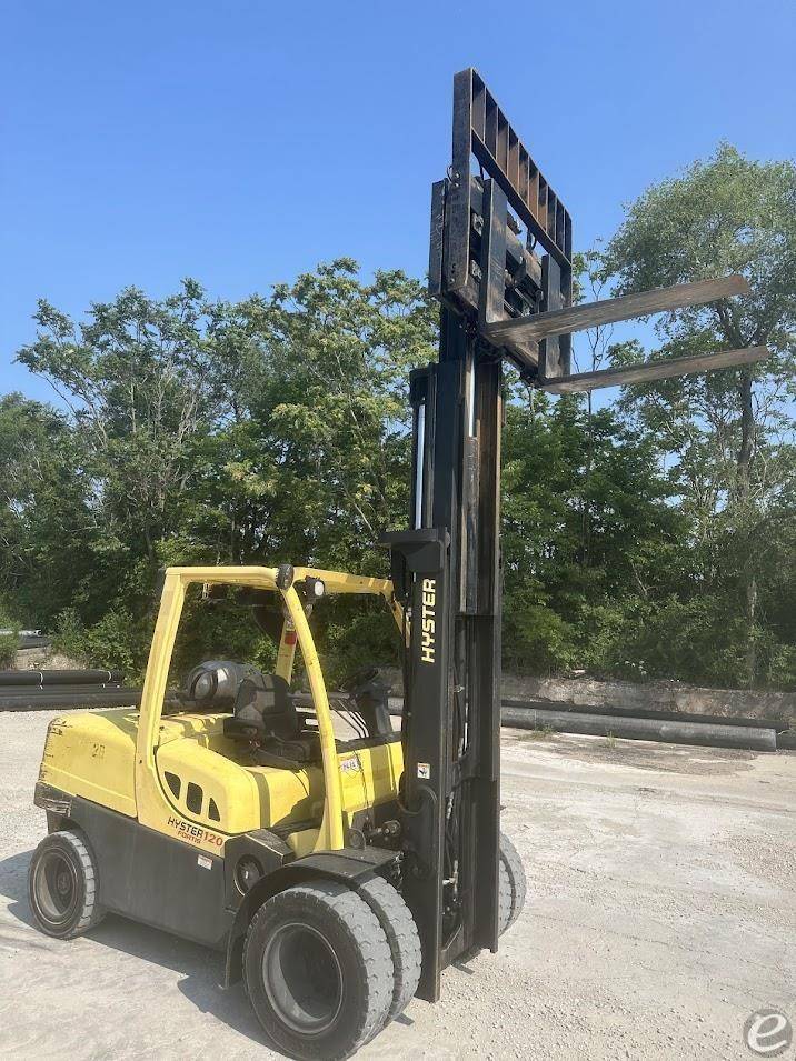 2010 Hyster H120FT