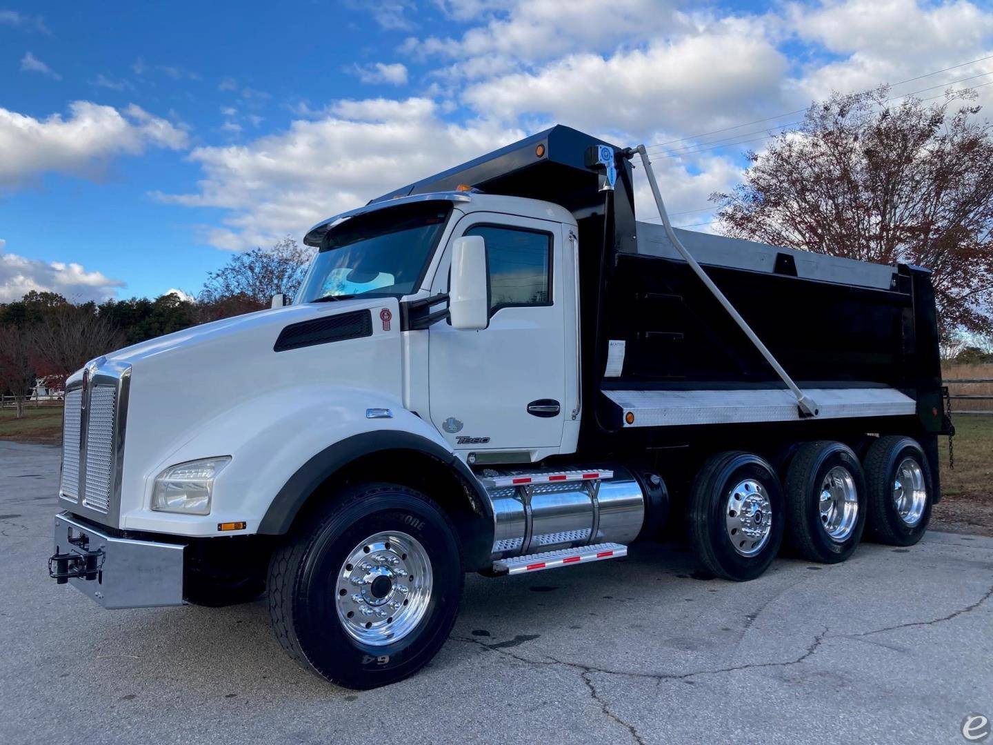 2017 Kenworth T880