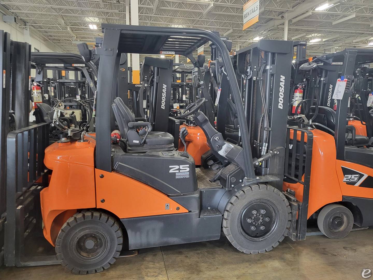 2023 Doosan G25E-7