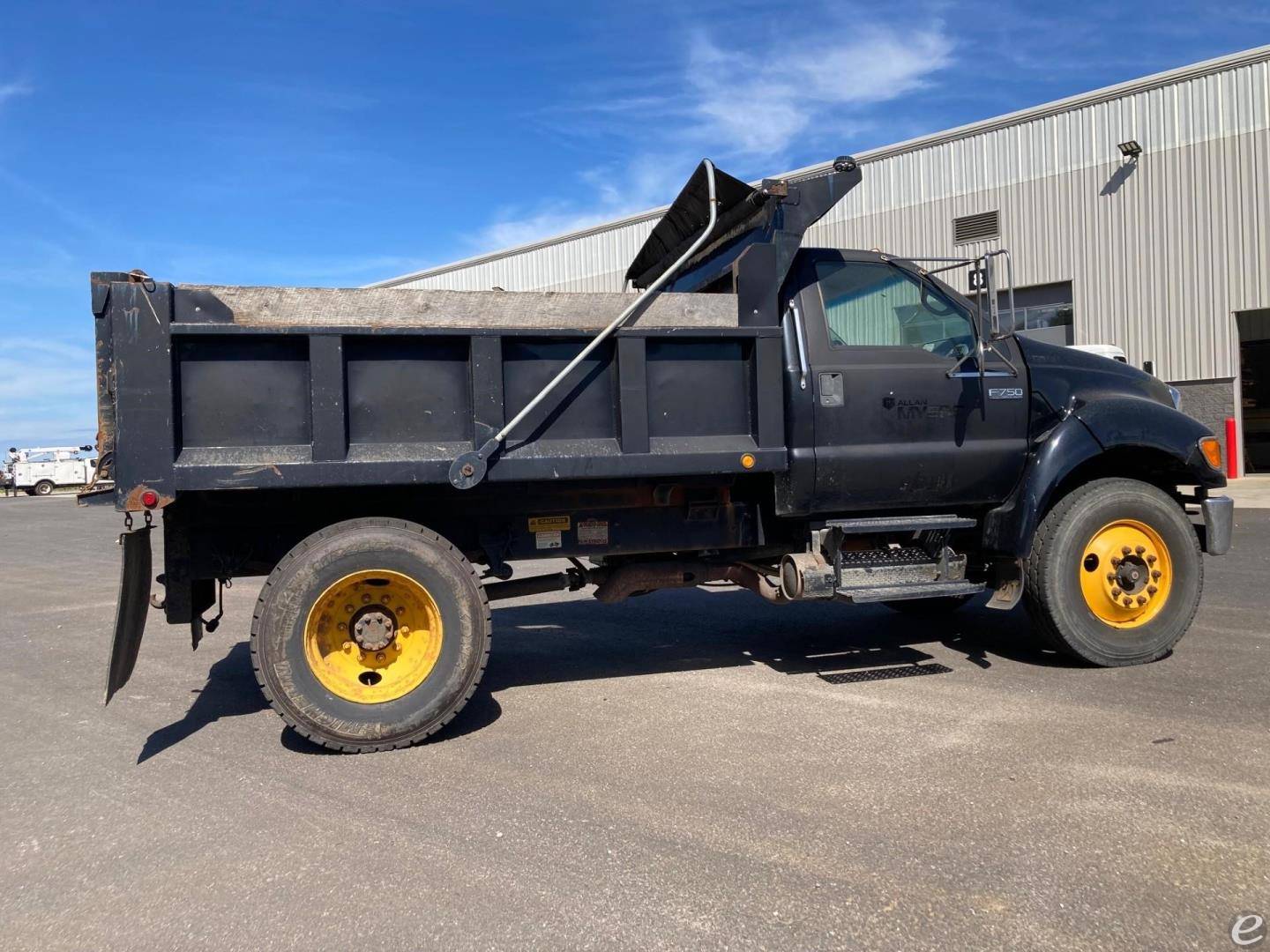 2010 Ford F750