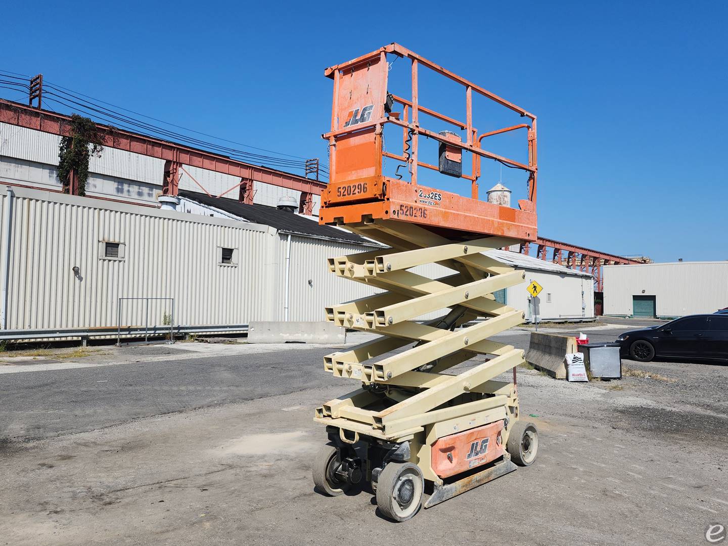 2015 JLG 2632ES