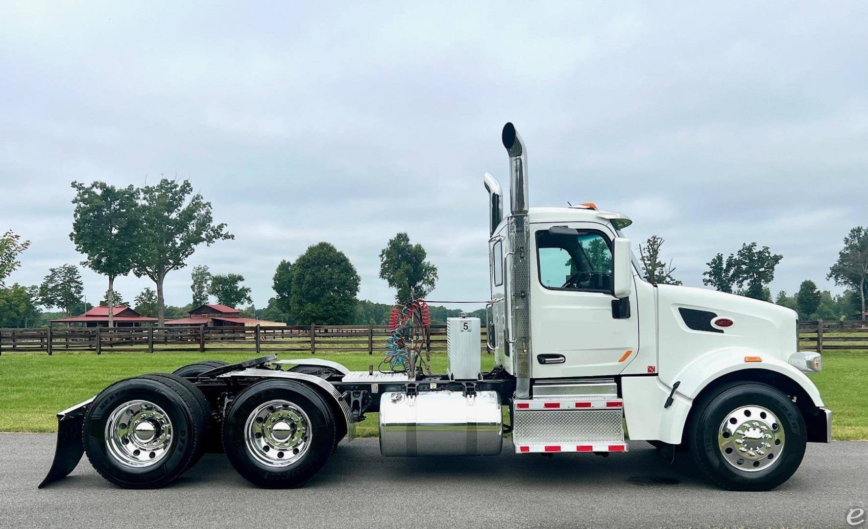 2019 Peterbilt 567