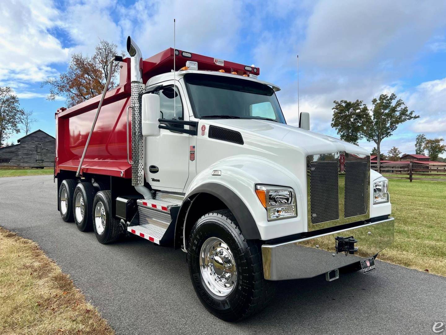 2024 Kenworth T880S