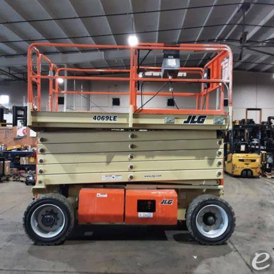 2016 JLG 4069LE