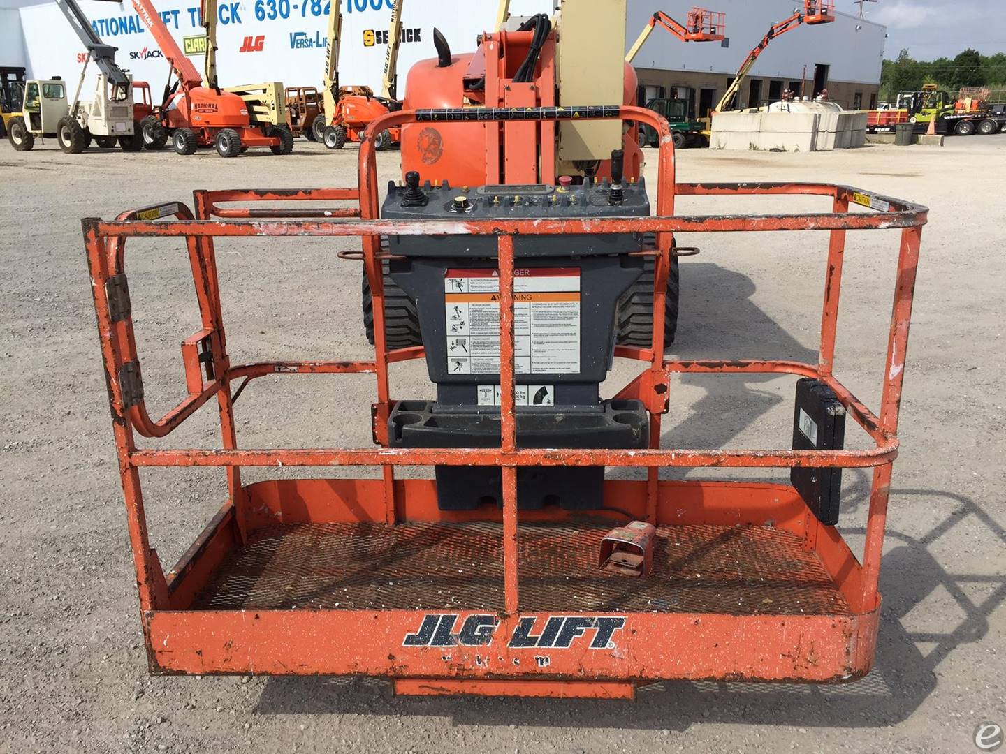 2010 JLG 450AJ