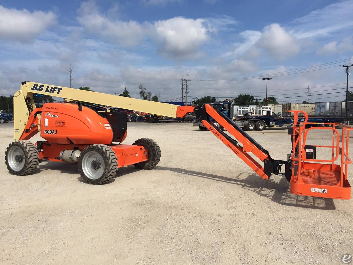 2015 JLG 600AJ