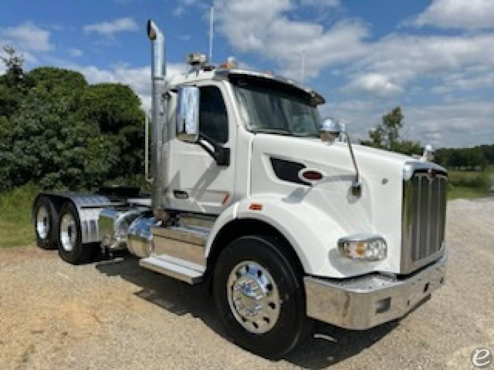 2019 Peterbilt 567