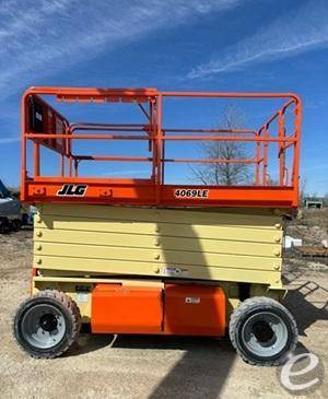 2015 JLG 4069LE