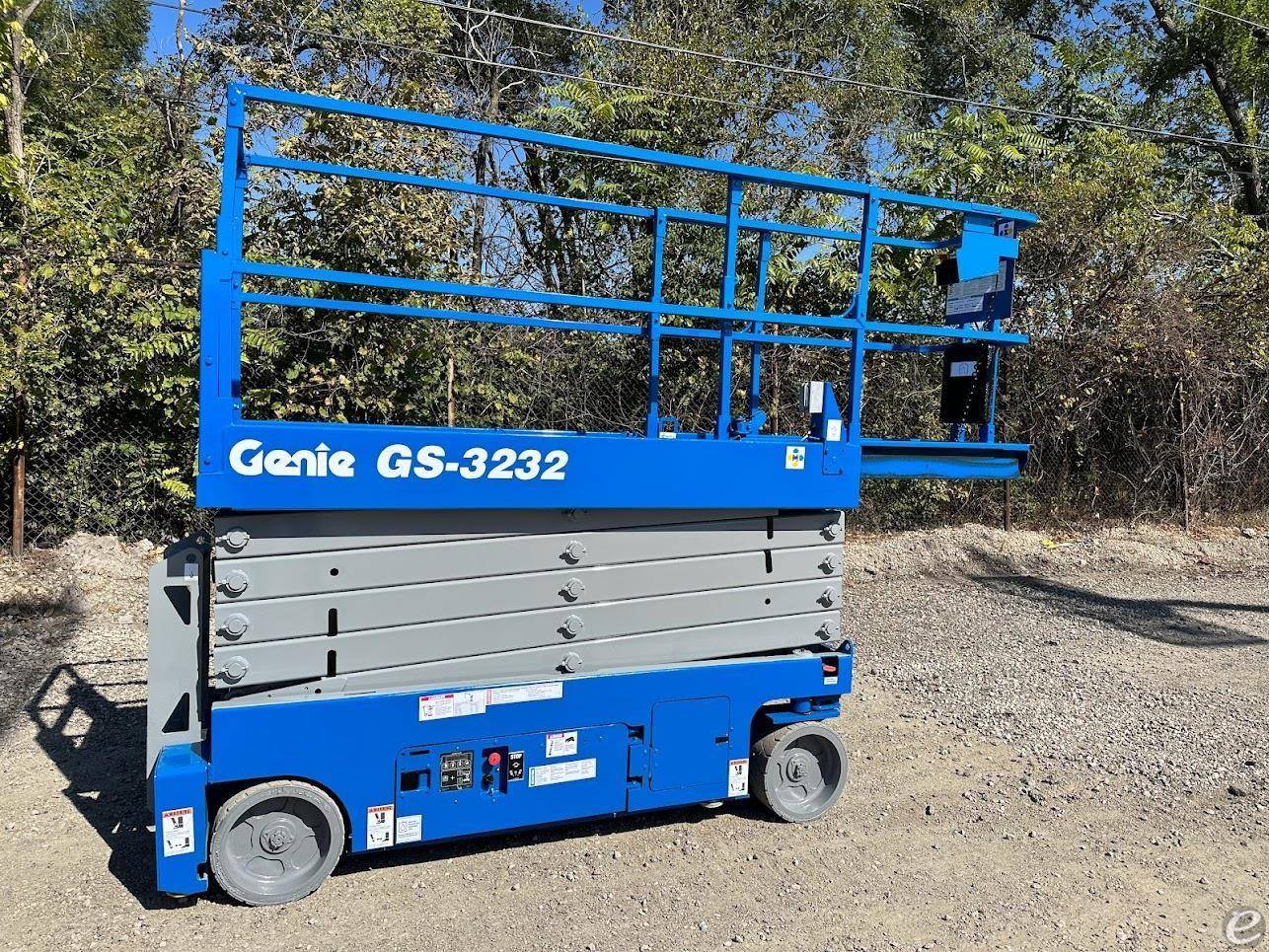 2013 Genie GS3232