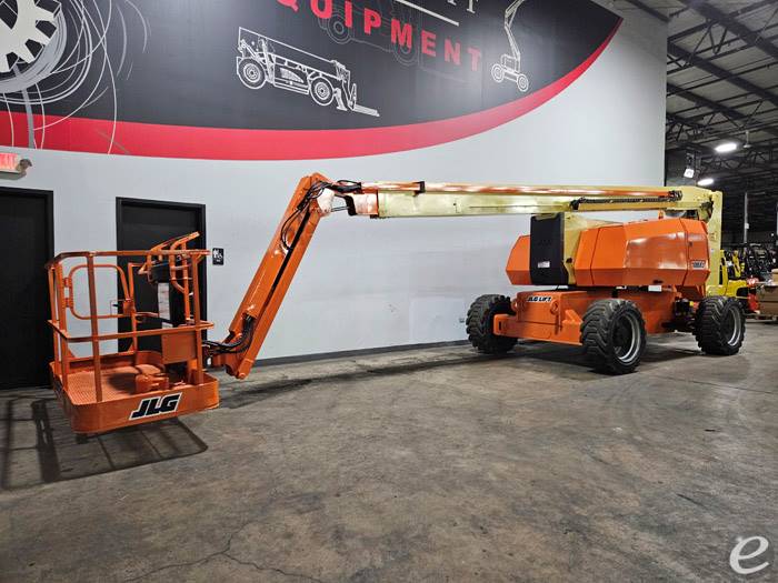 2014 JLG 800AJ