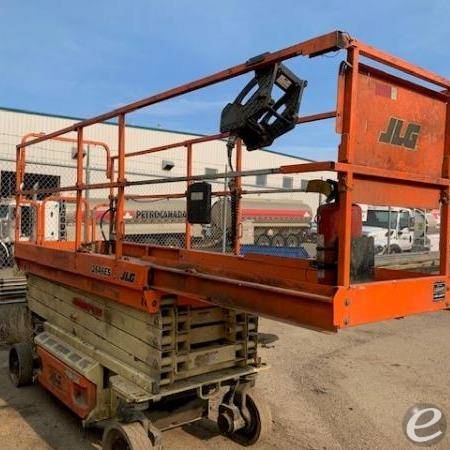 2019 JLG 2646ES