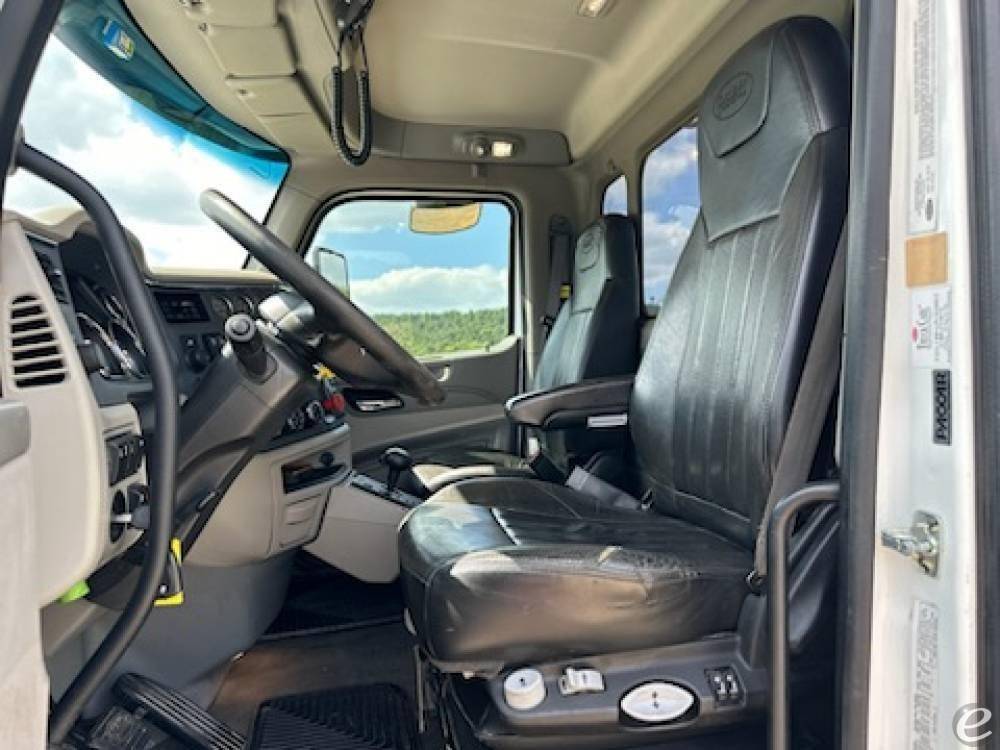 2019 Peterbilt 567