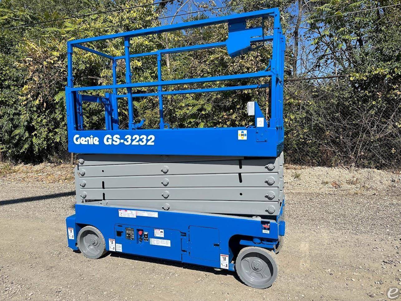 2013 Genie GS3232