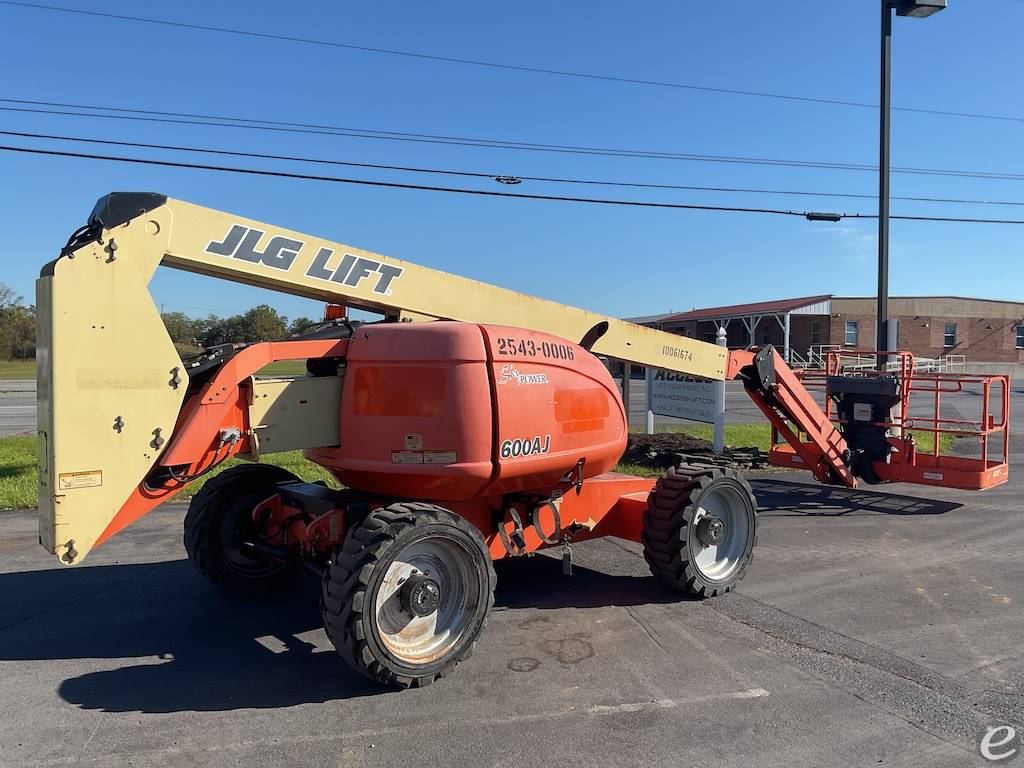 2012 JLG 600AJ