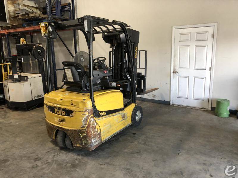 2013 Yale ERP040VT