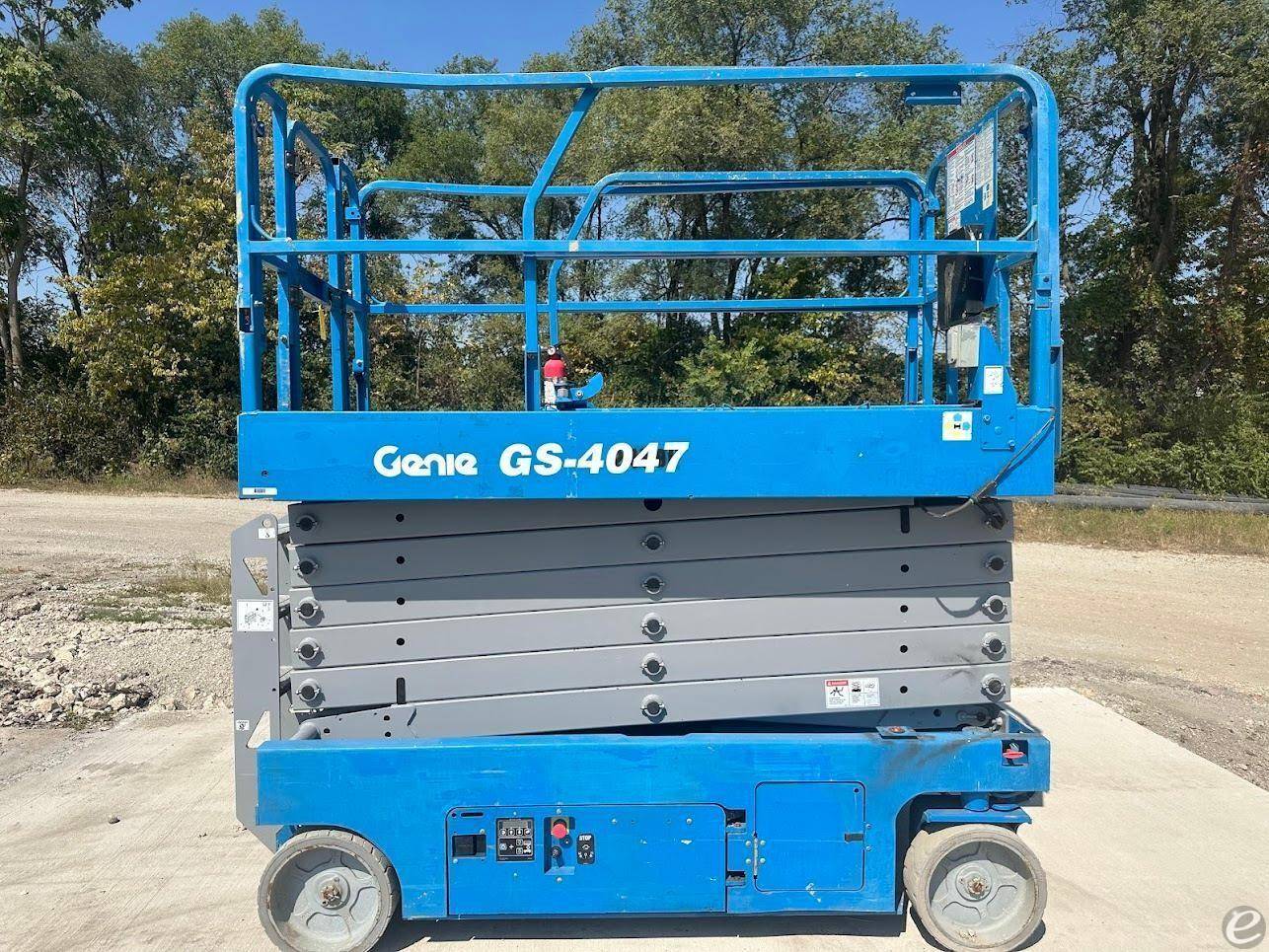 2017 Genie GS4047