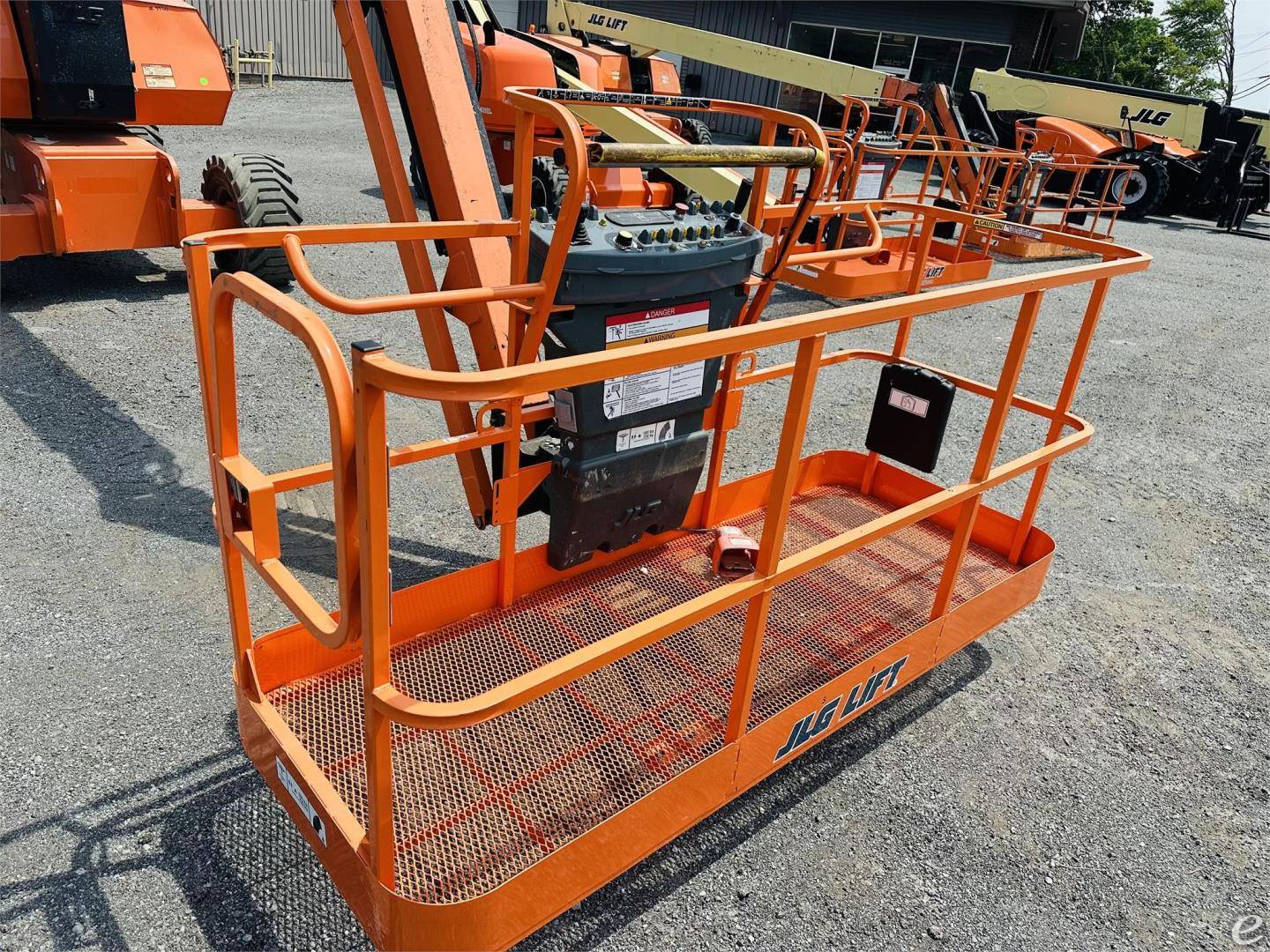 2008 JLG 800AJ