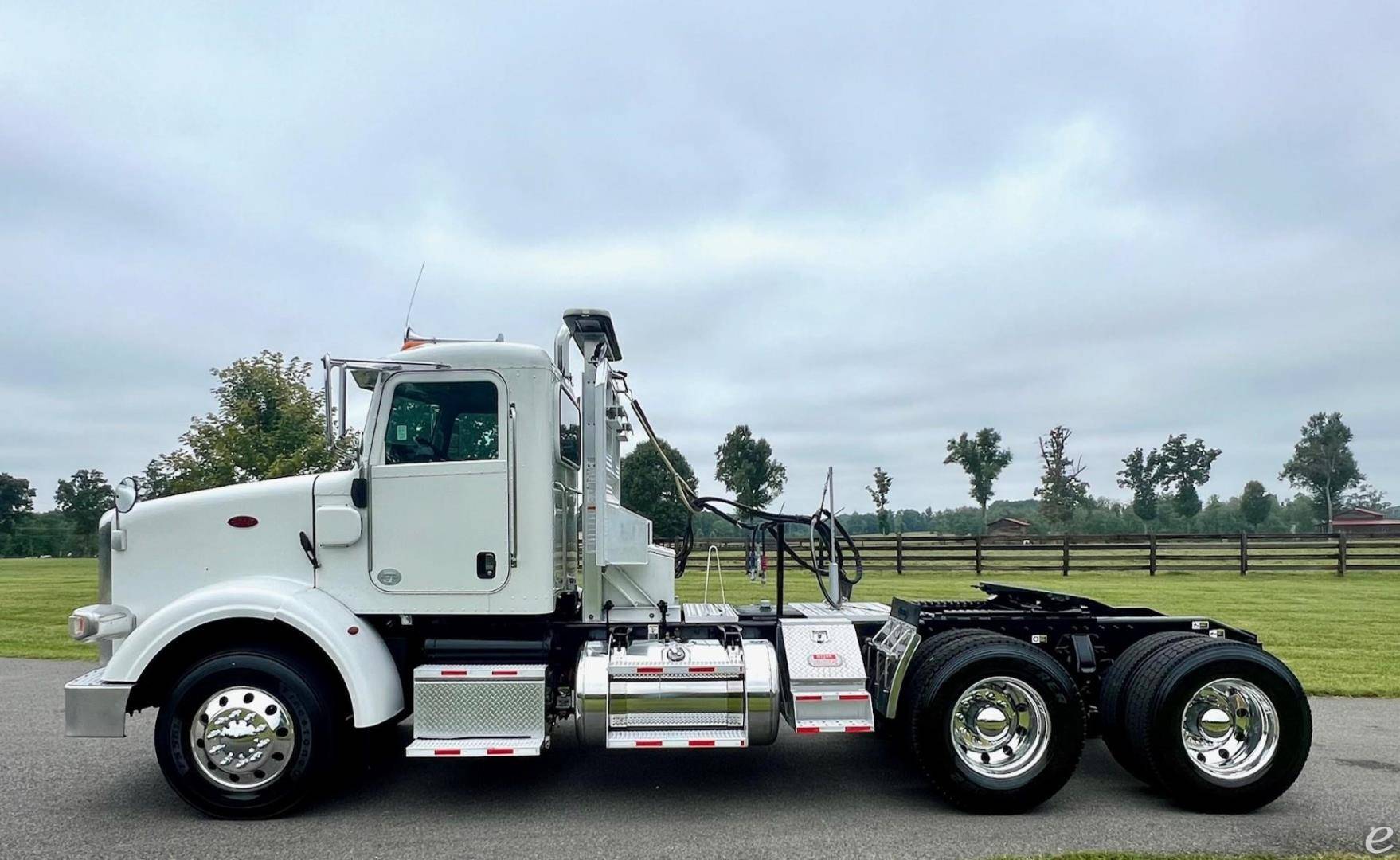 2015 Peterbilt 365