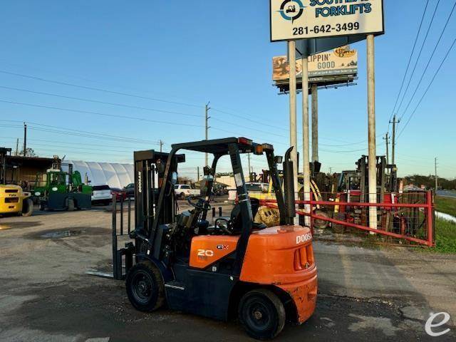 2009 Doosan D20G