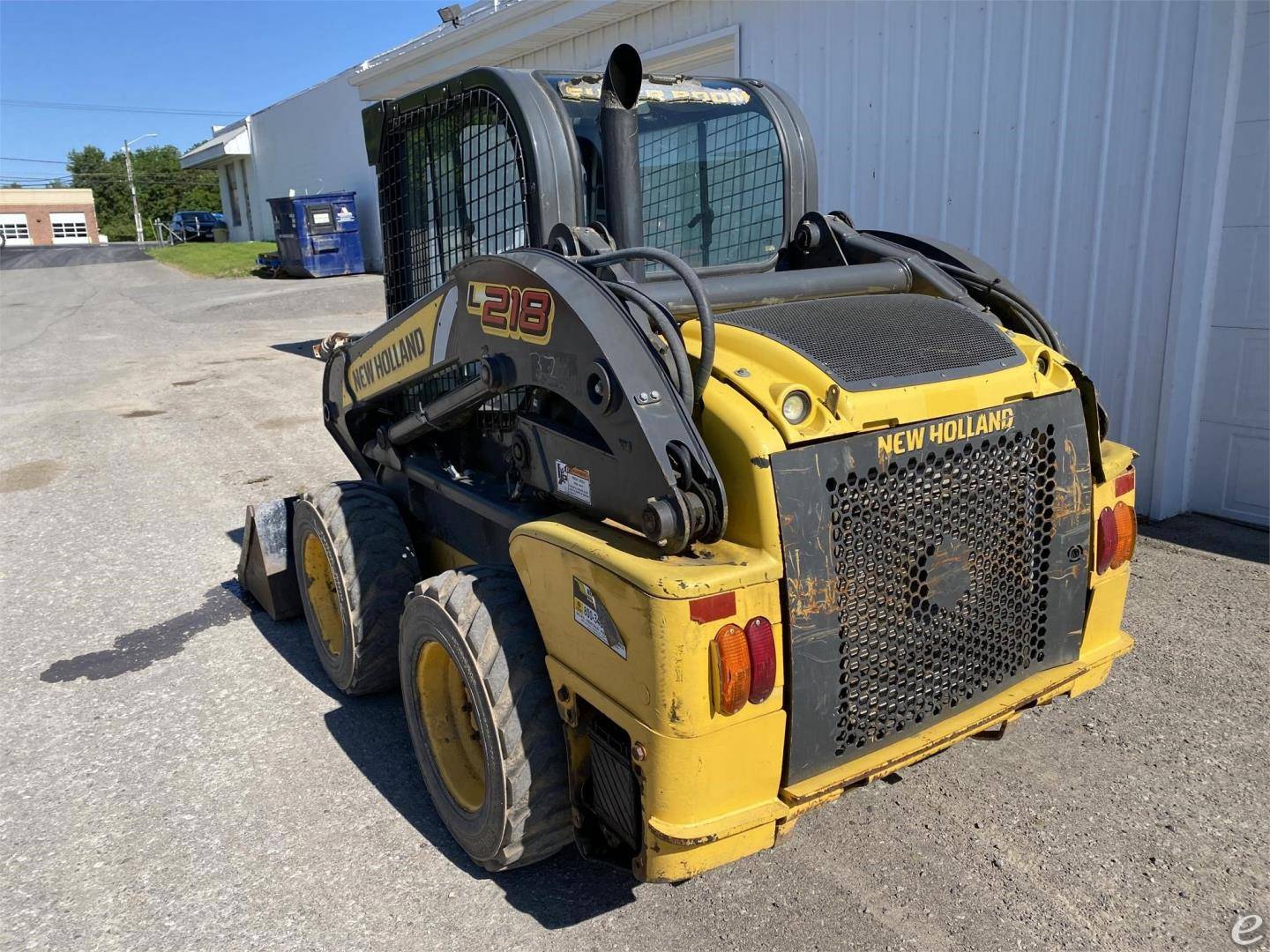 2015 New Holland L218