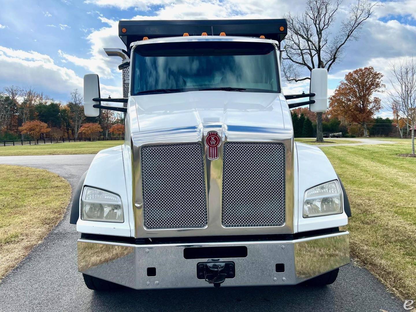 2017 Kenworth T880