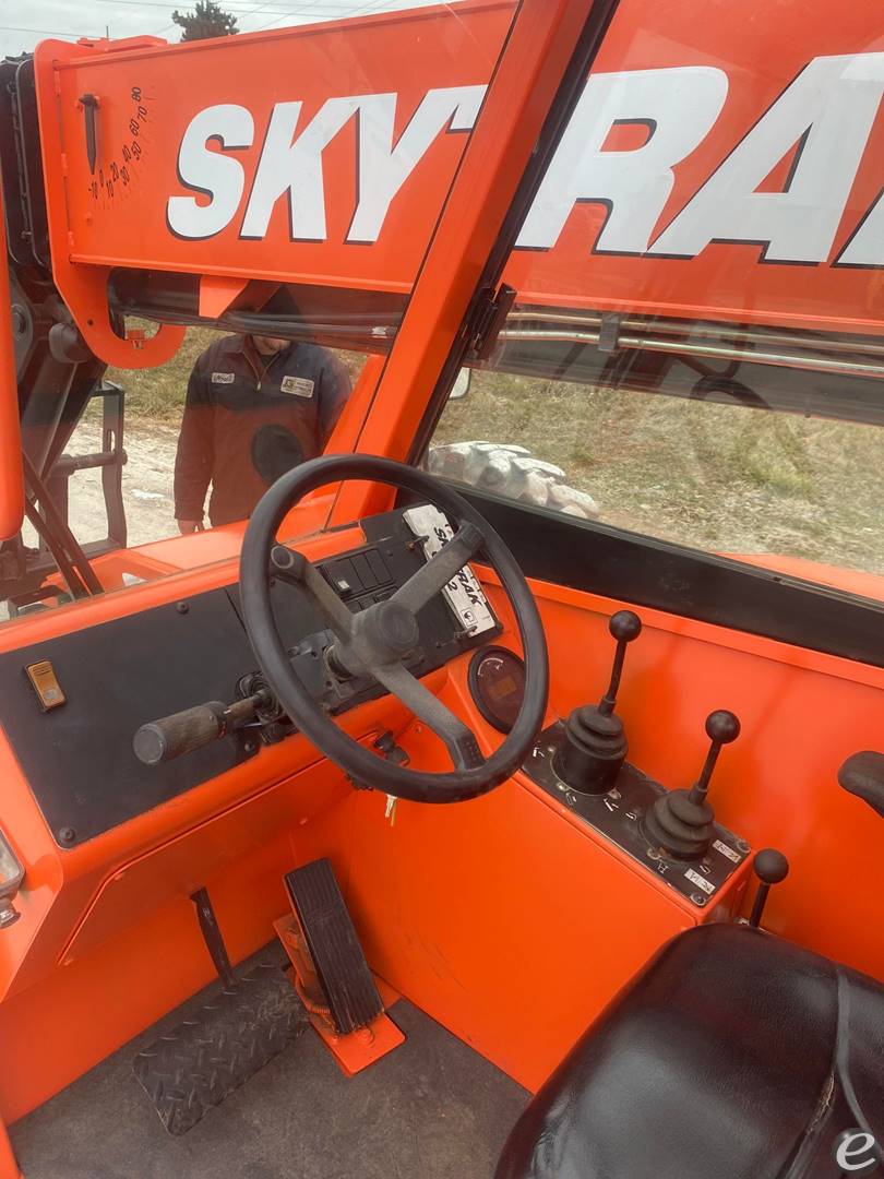 2014 JLG 6042