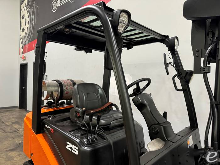 2017 Doosan G25N-7