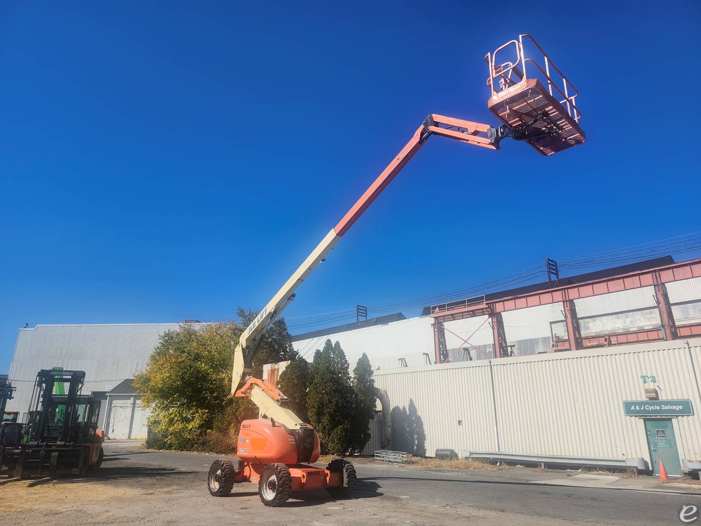 2012 JLG 600AJ