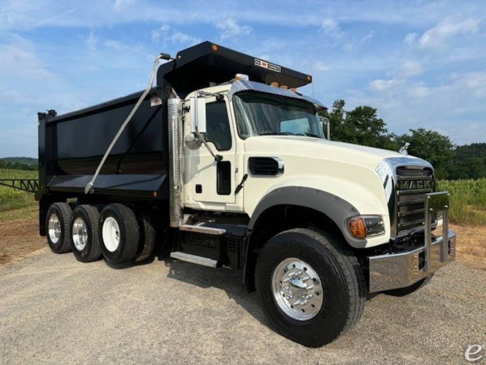 2024 Mack GRANITE 64FR