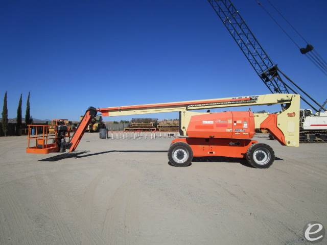 2017 JLG 800AJ