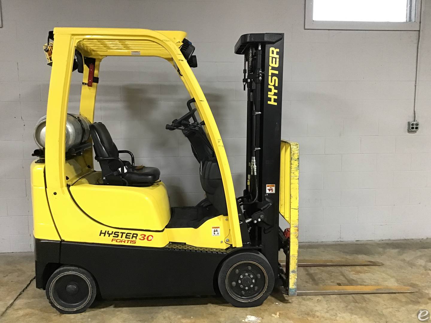 2015 Hyster S30FT