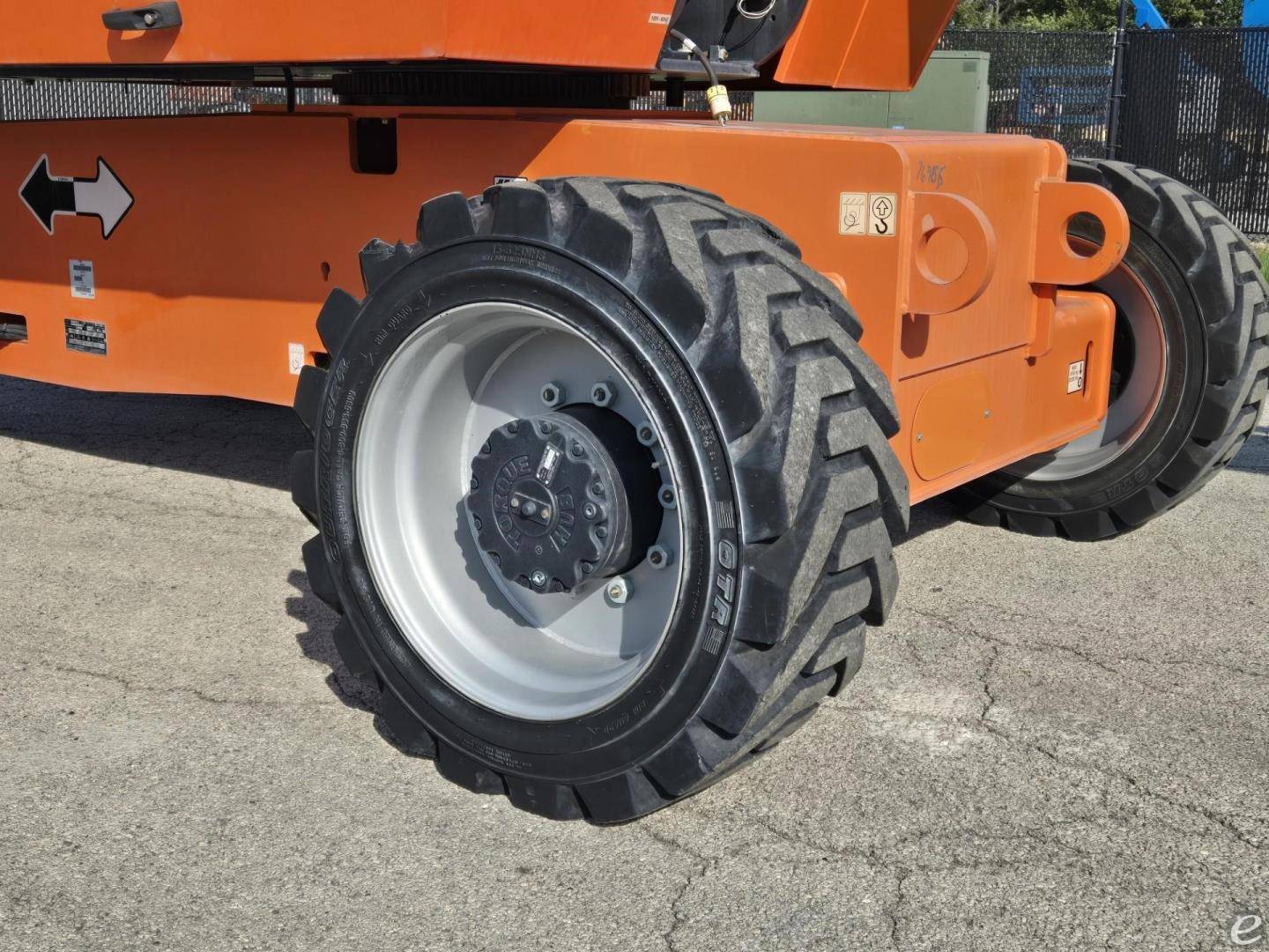 2020 JLG 860SJ