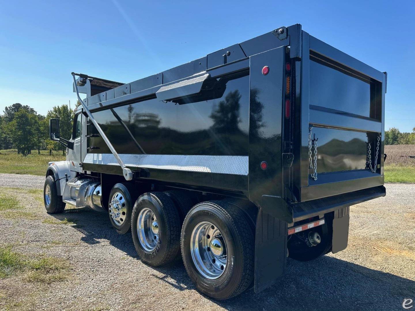 2019 Peterbilt 567