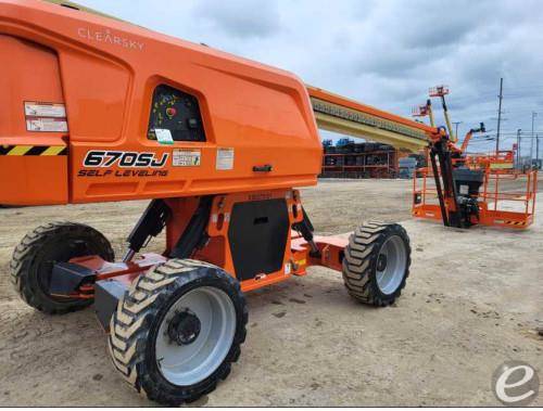 2022 JLG 670SJ