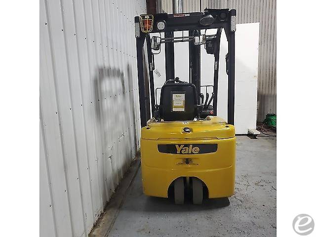 2015 Yale ERP035VT