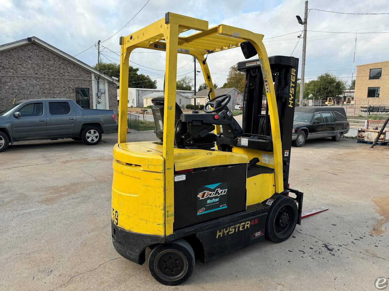 2015 Hyster E45XN - 33