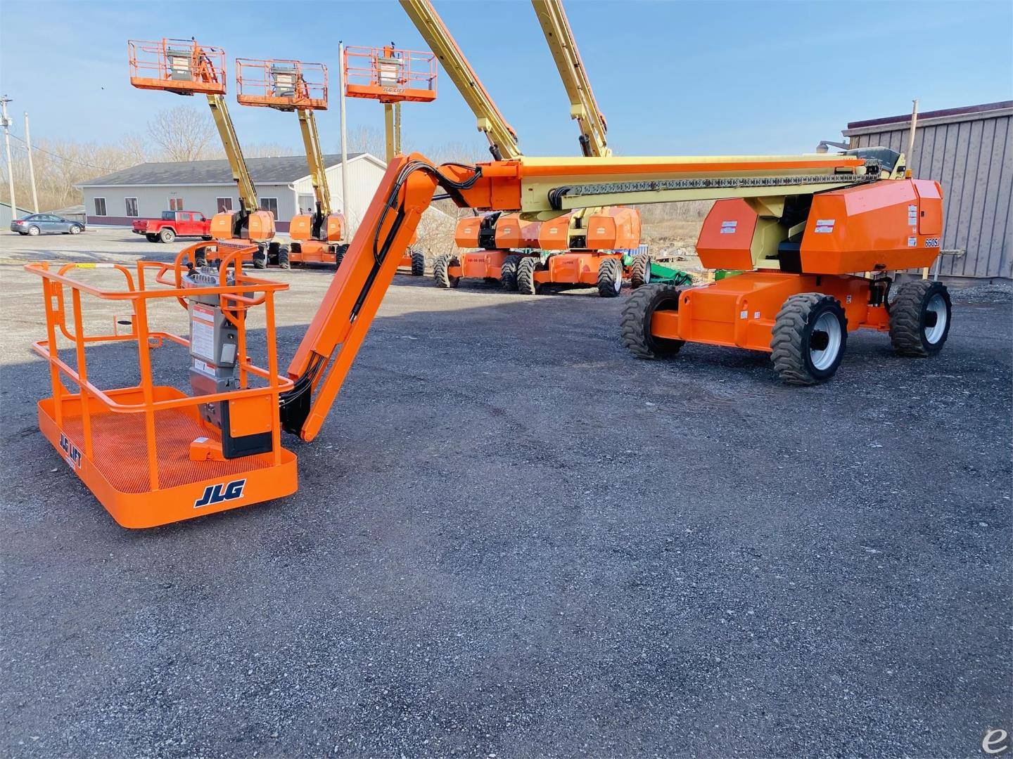 2011 JLG 660SJ