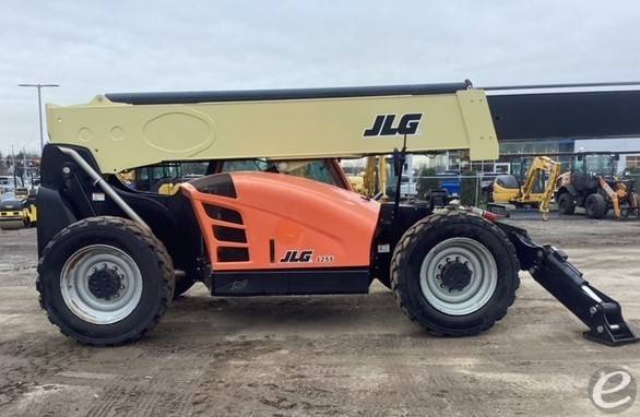 2019 JLG 1255