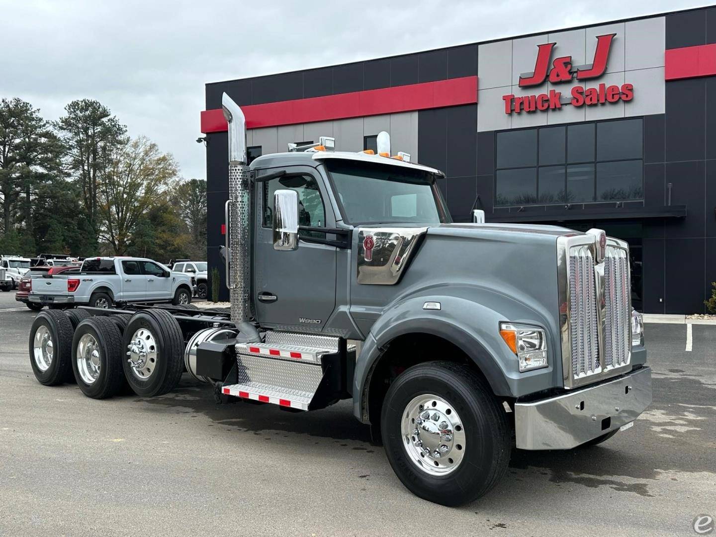 2020 Kenworth W990